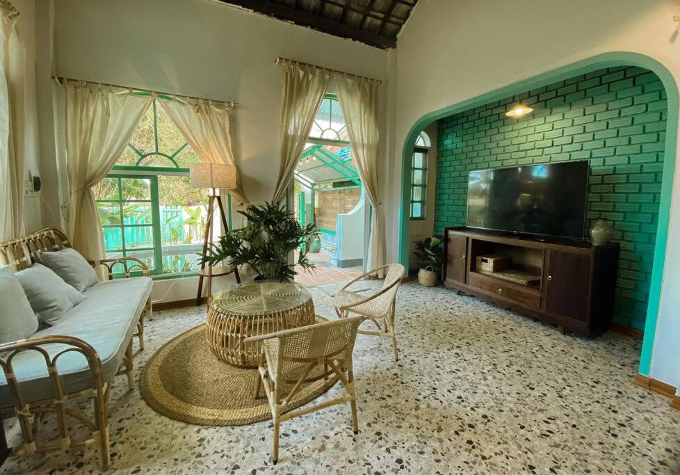 Hoi An Coastal Charm Villa - Jaccuzi Pool - Netflix Tan Thanh Extérieur photo